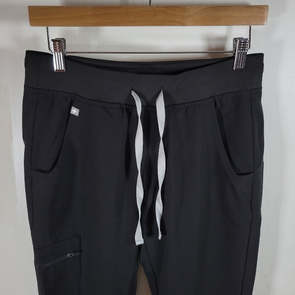 FIGS Black Technical Collection Jogger Comfortable Scrubs Size XS/P - Picture 3 of 10